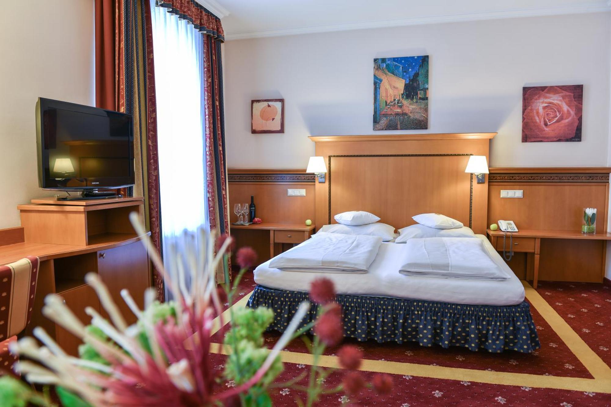Hotel Alexandra Wels Eksteriør bilde