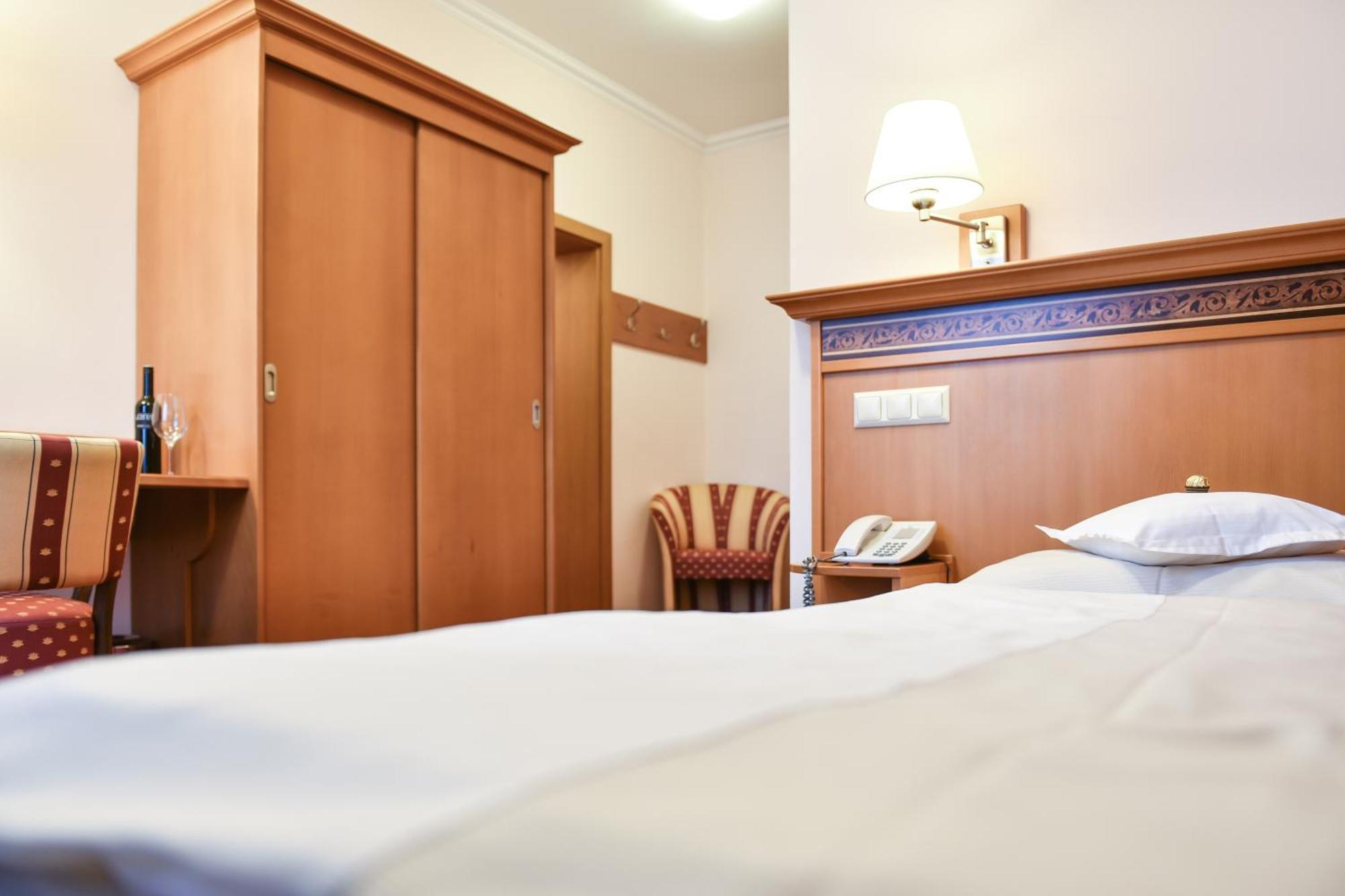 Hotel Alexandra Wels Eksteriør bilde